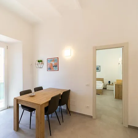 Porto 4 Apartment *